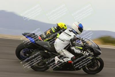 media/Jan-15-2023-SoCal Trackdays (Sun) [[c1237a034a]]/Bowl (1125am)/